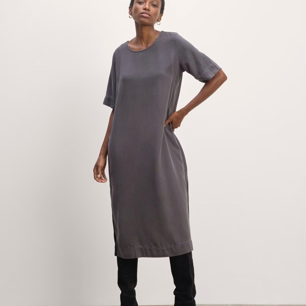 Elegant Charcoal Gray Midi Dress